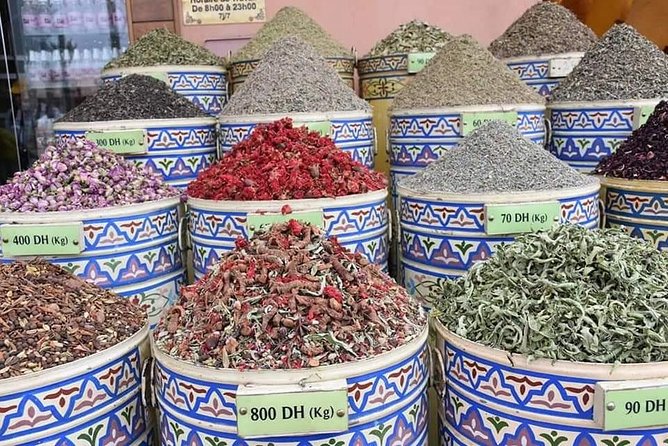 Half Day Tour In Fez Medina With (Private) Tour Guide - Al-Attarine Madrasa and Place Seffarine: finishing the architecture circuit