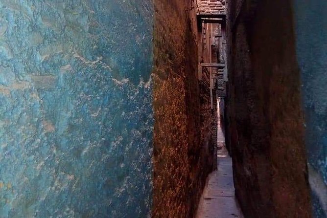 Half Day Tour In Fez Medina With (Private) Tour Guide - Funduq al-Najjarin and the Nejjarine Fountain: a calm pause inside the chaos