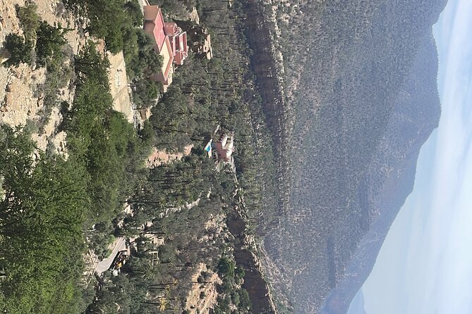 Half Day Tour to Paradise Valley - Getting there and back: pickup, air-conditioning, and a no-stress half day