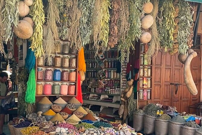 Historical Tour with Local guide in Marrakech - Small Tips That Make This Tour Feel Easier