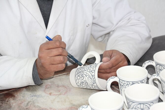 Interactive Pottery Painting and Zellige Mosaic Workshop in Fes - Pottery and Zellige in Fez: what you’re really making