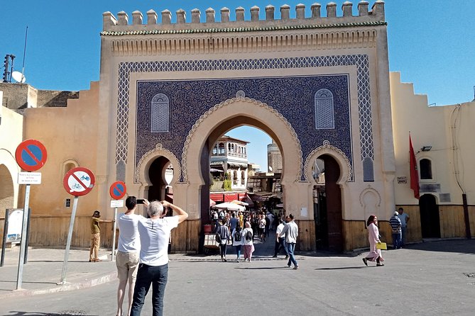 Jewish Quarters and Fes Old Medina Full Day Tour - Oldest continuous university mosque: more than a photo stop