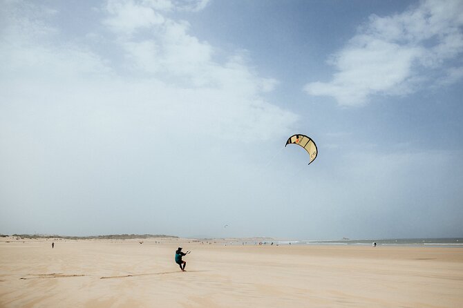KiteSurfing or Surfing Experience in Essaouira - Wetsuits, Lockers, and Getting Comfortable (So You Can Focus)