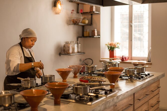 l'Atelier - Moroccan Cooking Workshop in Essaouira - Cooking the meal: tagine pacing, prep skills, and a 2-course payoff