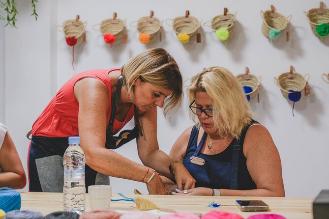 Learn embroidery in Arabic calligraphy in Marrakech - Should you book it? My honest take
