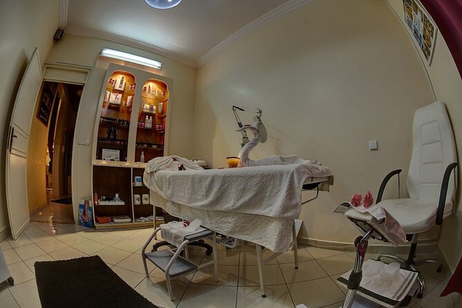 Luxury Massage and Hammam for 2 Hours including transportation - “Luxury” here means attention and ritual, not a fancy showroom