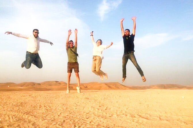 Magical Evening in the Agafay Desert: Dinner, Shows & Adventures - Timing, weather, and winter cold: what to plan for