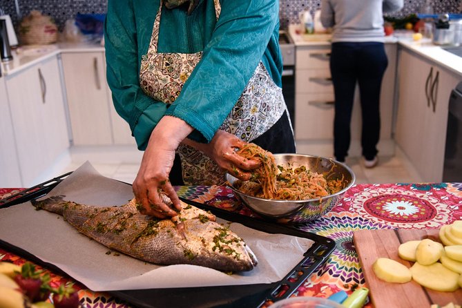 Market Tour & Moroccan Cooking Class in Casablanca with Transfers - The 5-hour rhythm: market, spices, kitchen work, then a shared meal