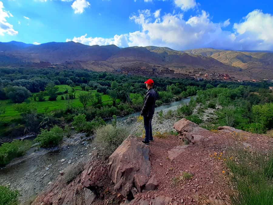 Marrakech: 2-Day Atlas Villages Trekking Tour - Overnight in the Atlas: Riad/Guesthouse Time With a Mountain View