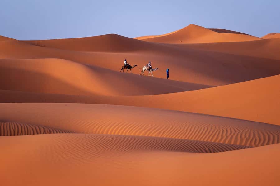 Marrakech: 3-Day Desert Tour to Merzouga Dunes & Camel Trek - Day 2: Todgha Gorge, Erfoud Fossils, and the Road Into Erg Chebbi