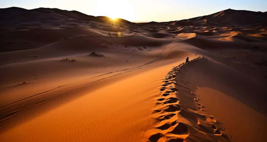 Marrakech: 3-Day Trip to Fez with Sandboarding & Camel Ride - What to pack so the desert feels magical, not miserable