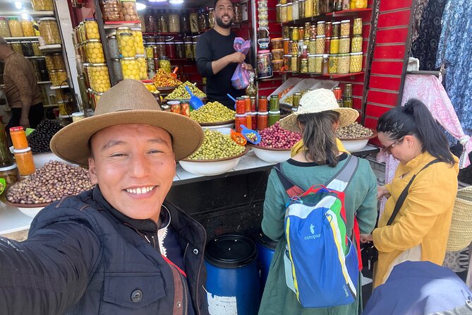 Marrakech: 4 hrs City Tour with licensed tour guide - Jemaa el-Fnaa: food, sellers, and the energy of the square