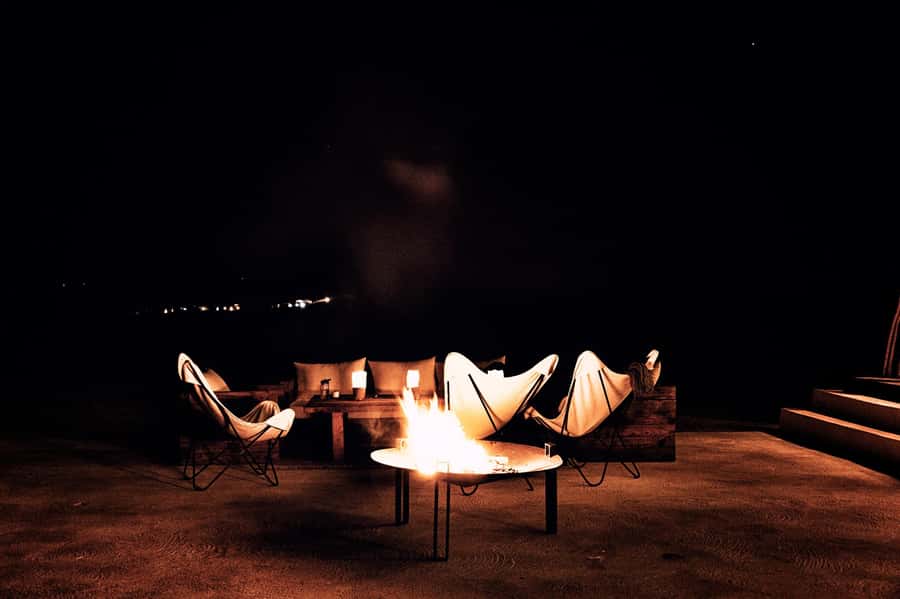 Marrakech: Agafay Desert Dinner and Sunset Camel Ride Trip - Sunset Camel Ride: How the Light Changes the Agafay Experience