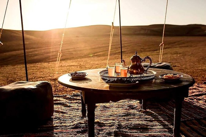 Marrakech: Agafay desert, Magical dinner & sunset and camel ride - Why Agafay Desert at Sunset Works So Well