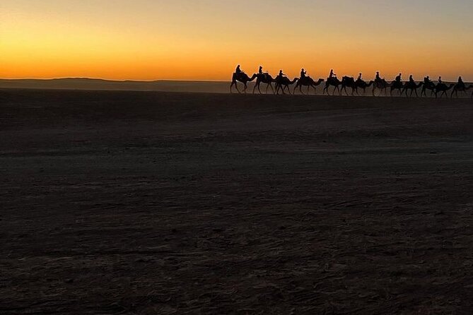 Marrakech: Agafay Desert Quad bike, Camles & Dinner Show - Moroccan Dinner in the Candlelit Hut: What You’ll Eat