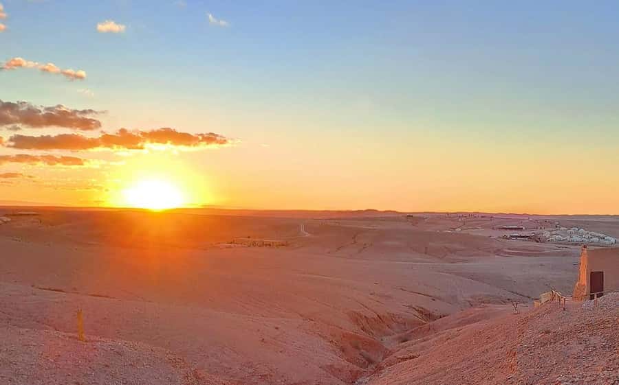 Marrakech: Agafay Desert Quad Bike Tour with Moroccan Tea - The dune ride: how the experience feels minute by minute