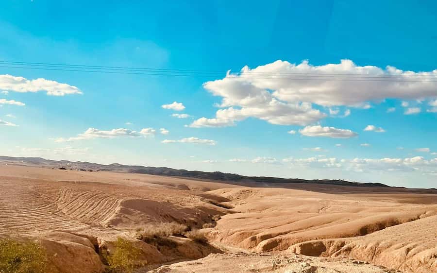 Marrakech: Agafay Desert Quad Bike Tour with Moroccan Tea - Moroccan tea in the desert: the calm pause that makes it worth it