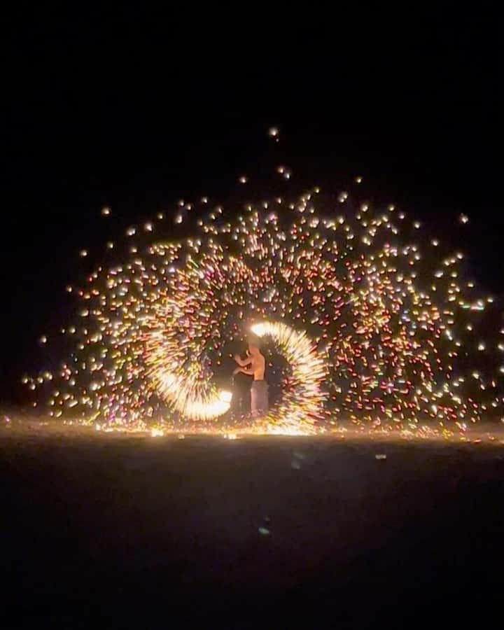 Marrakech: Agafay Desert Sunnet dinner with show - Agafay Desert sunset dinner: why this evening feels special