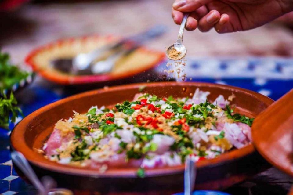Marrakech: Agafay Desert Sunset, Camel Ride, Dinner and Show - Moroccan Dinner Under the Stars: What You’ll Actually Eat