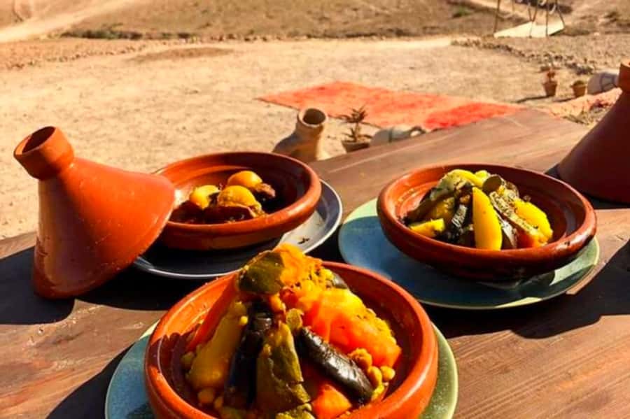 Marrakech: Agafay Desert Sunset Dinner with Show &Camelr ide - Mint tea in the Agafay Desert: the calm before the colors
