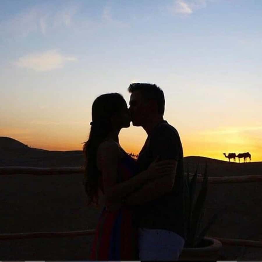 Marrakech: Agafay Desert Sunset Dinner with Show &Camelr ide - Berber and Arabian dinner: what’s included and what to watch for