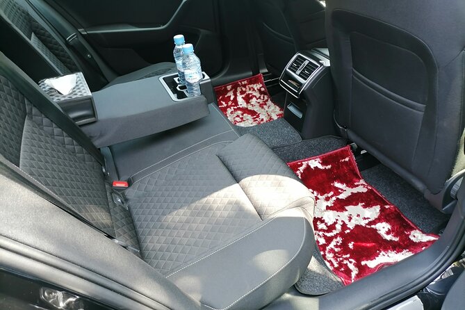 Marrakech Airport Transfer - Menara Airport Pickup: Finding Your Driver Fast