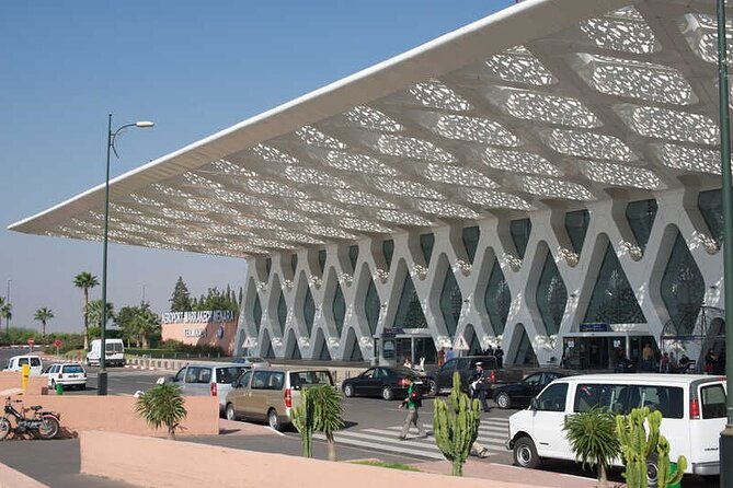 Marrakech Airport transfer ( ONE WAY pick-up OR/OU ONE WAY drop-off) - The One Possible Catch: Late-Night Pickup Risk