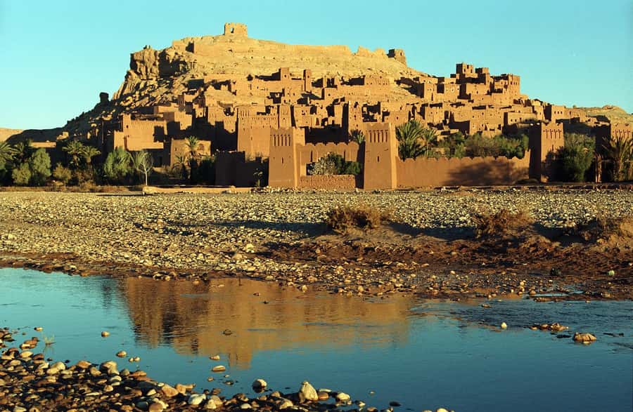 Marrakech : Ait Ben Haddou & Telouat Valley Private Day Trip - Tizi n’Tichka photo stops: beautiful views with a vendor reality check