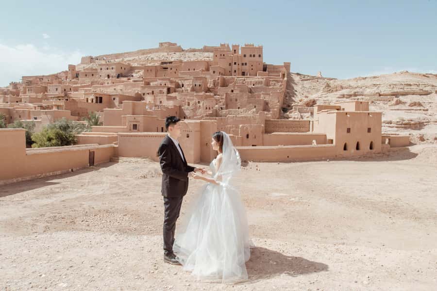 Marrakech: Ait Benhaddou, Ouarzazate, Guided Day Trip - Kasbah Ait Benhaddou: UNESCO ksar walking that feels like another world