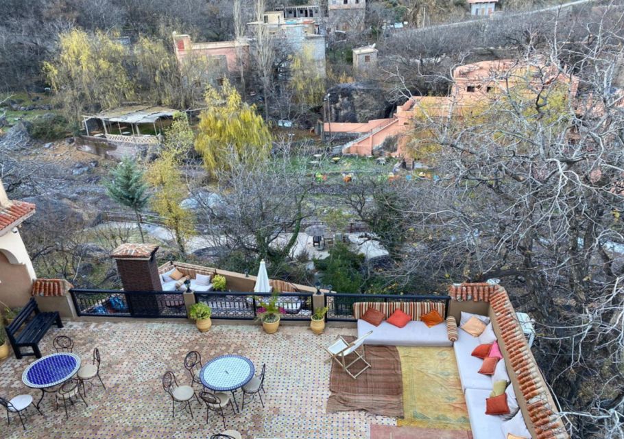 Marrakech: Atlas Mountains and Agafay Desert Trip with Lunch - Lunch in Imlil: rooftop comfort with real Moroccan food and big views