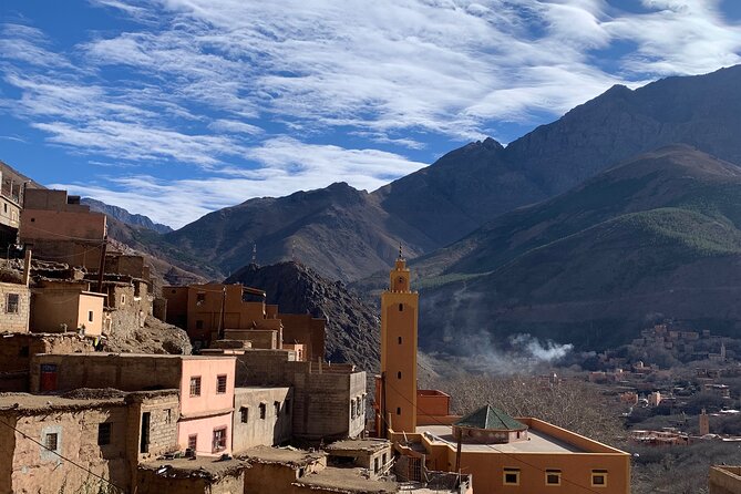 Marrakech: Atlas Mountains, Berber Villages and waterfall - Lunch at a local home: couscous, tajine, and mint tea