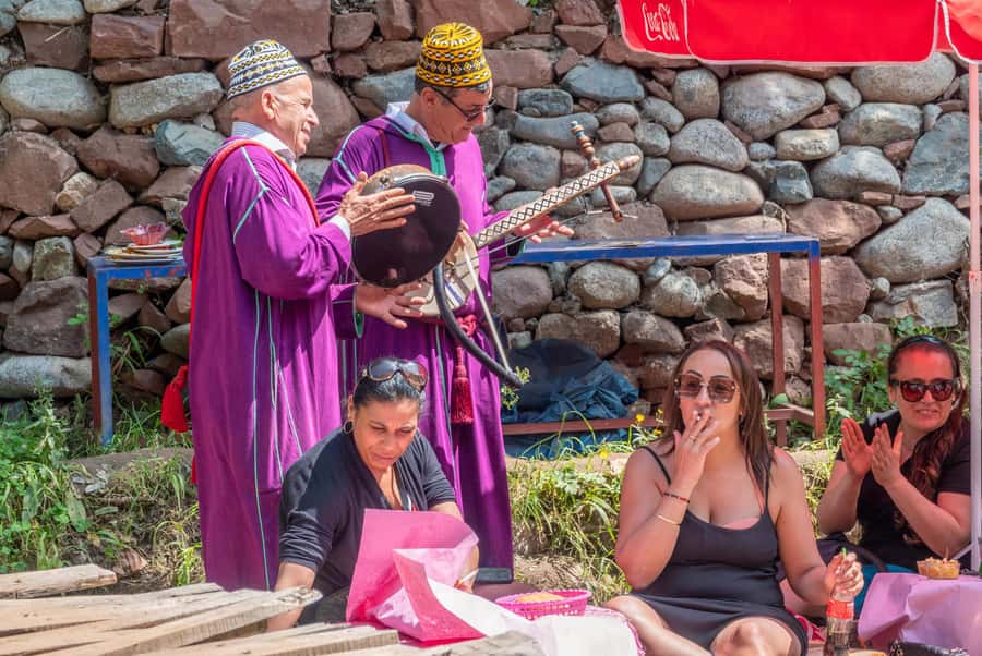 Marrakech: Atlas Mountains & Ourika Waterfalls, Lunch+Guide - Who should book this trip (and who should skip it)