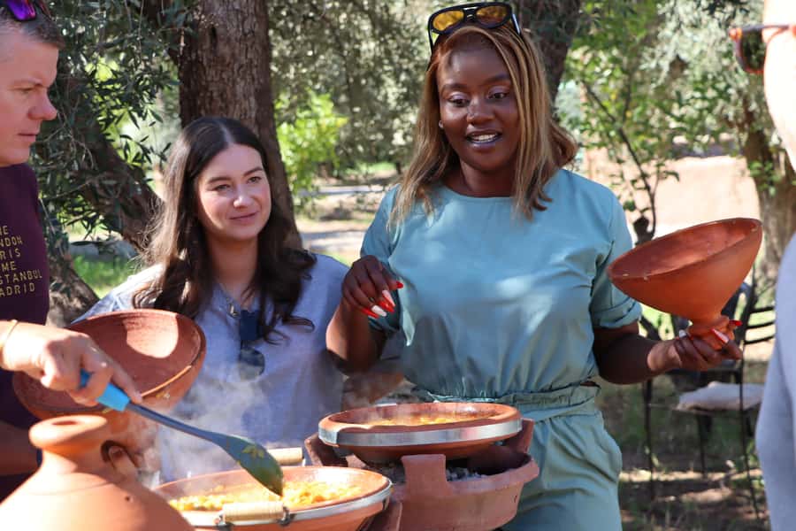 Marrakech: Authentic Moroccan Cooking Class in a Farm - From Marrakech chaos to a farmhouse kitchen in about 25 minutes