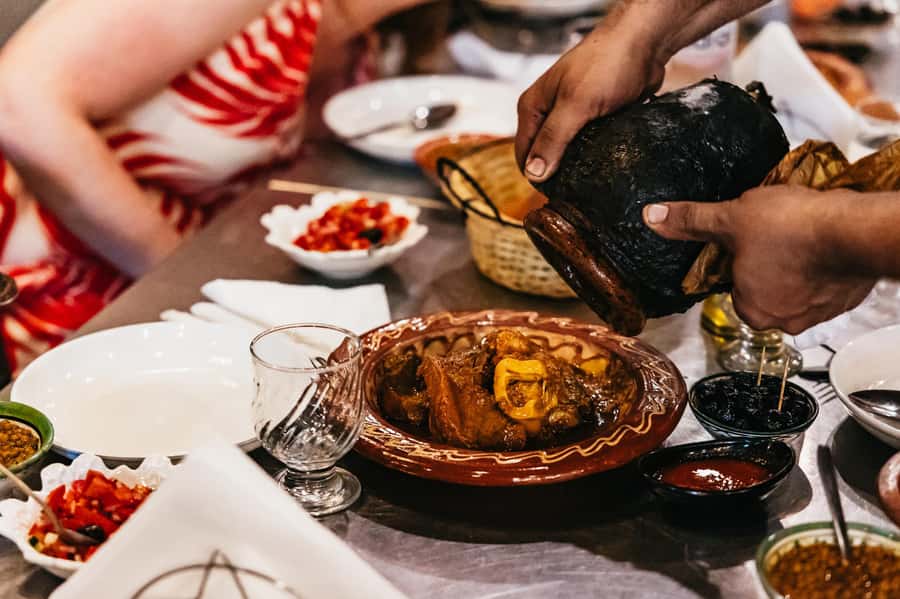 Marrakech: Authentic Moroccan Food Walking Tour & Dinner - Quick hits before you go