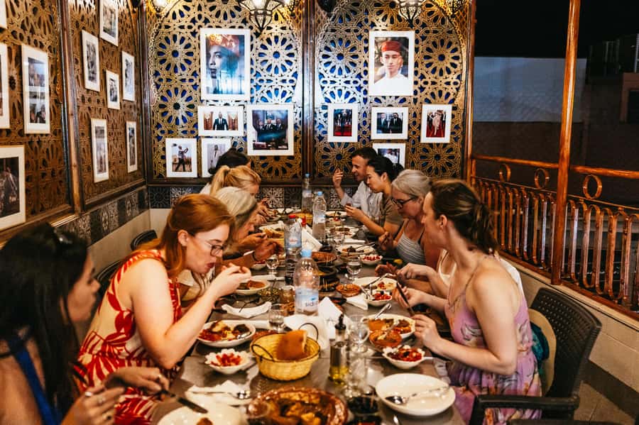 Marrakech: Authentic Moroccan Food Walking Tour & Dinner - Why walking the Old Medina beats guessing your way to food