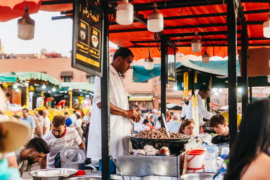 Marrakech: Authentic Moroccan Food Walking Tour & Dinner - Meeting at Poste du Maroc: start point, start mindset