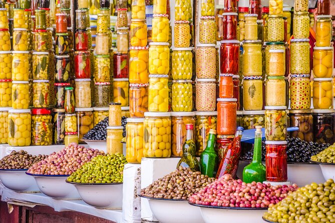 Marrakech: Bahia Palace, Madrasa Ben Yussef, Mellah & Medina Tour - Mellah: The Old Jewish Quarter and What You Can Read in the Streets