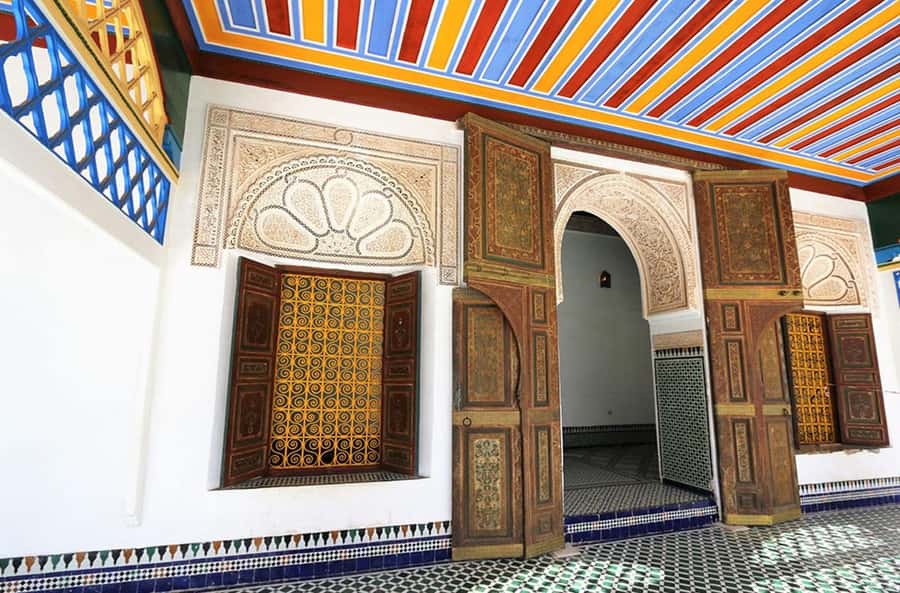 Marrakech: Bahia Palace, Saadian Tombs & Medina Walking Tour - Key highlights to know before you go