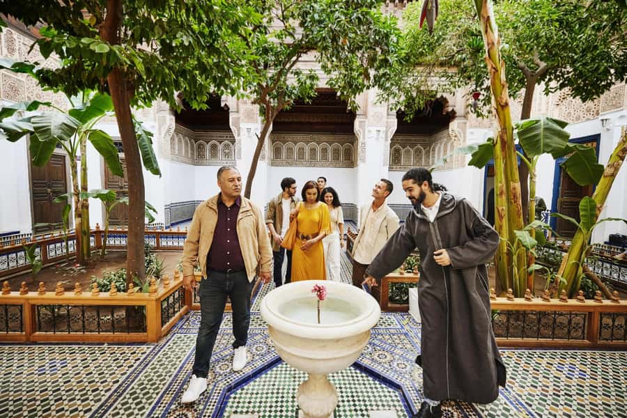 Marrakech: Bahia Palace, Saadian Tombs & Top Highlights Tour - Mellah and Tinsmiths Square: Jewish Heritage, Told While You Walk