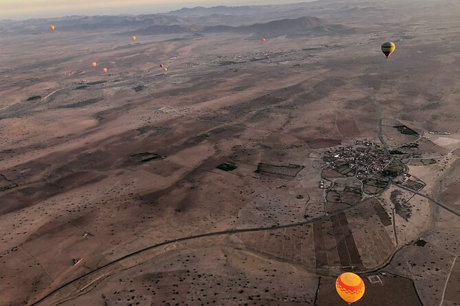Marrakech Ballooning Experience/Enjoy a lifetime Adventure - The Balloon Flight: A Pilot Who Helps You See Morocco