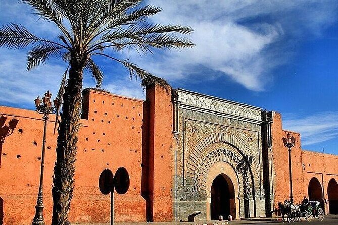 Marrakech Best Day Trip from Casablanca - Koutoubia Mosque and Minaret: the included architectural anchor