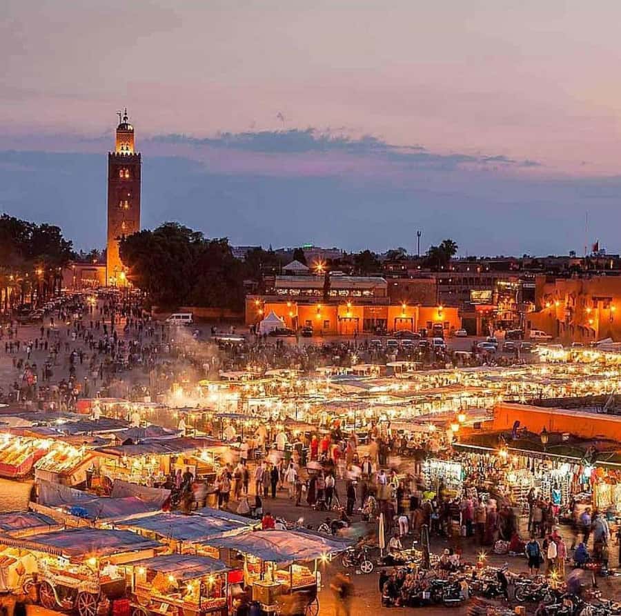 Marrakech by Night with Locals - Hotel Pickup to Photo Stops: How the Night Tour Begins