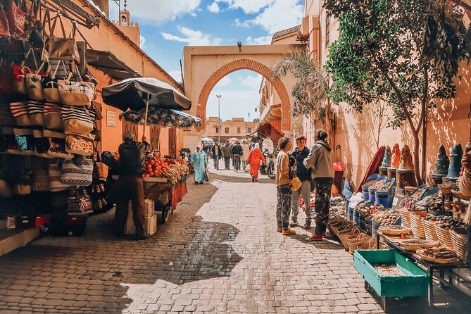 Marrakech City Tour, Bahia Palace, Badii Palace, Majorelle Garden - Dress code and comfort: how to avoid turning the day into a chore