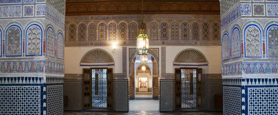 Marrakech City Tour: Souks, Palaces & Hidden Gems - Jemaa el-Fna: Moroccan tea, storytellers, musicians, and street theater
