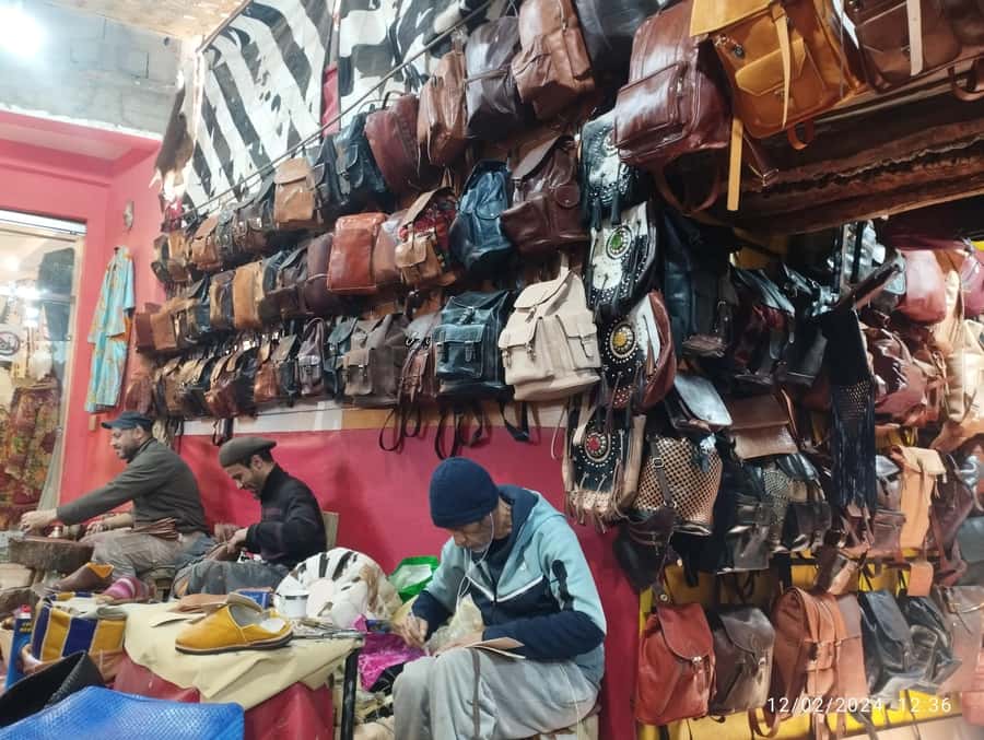 Marrakech City Tour: Souks, Palaces & Hidden Gems - Practical tips before you meet at Avenue Mohammed 5