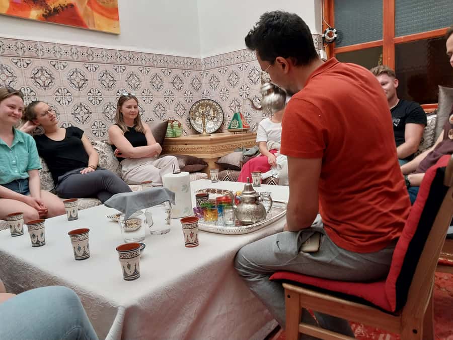 Marrakech: Cooking class in Marrakech by Chef Ayoub - Moroccan mint tea: more than a drink