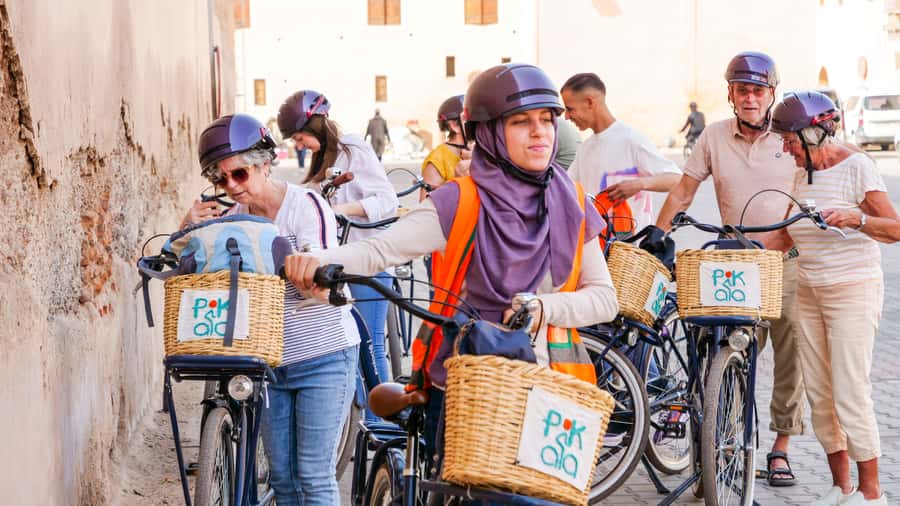 Marrakech: Cultural Bicycle Tour with Pastry and Tea - Why bicycle through Marrakech at all?