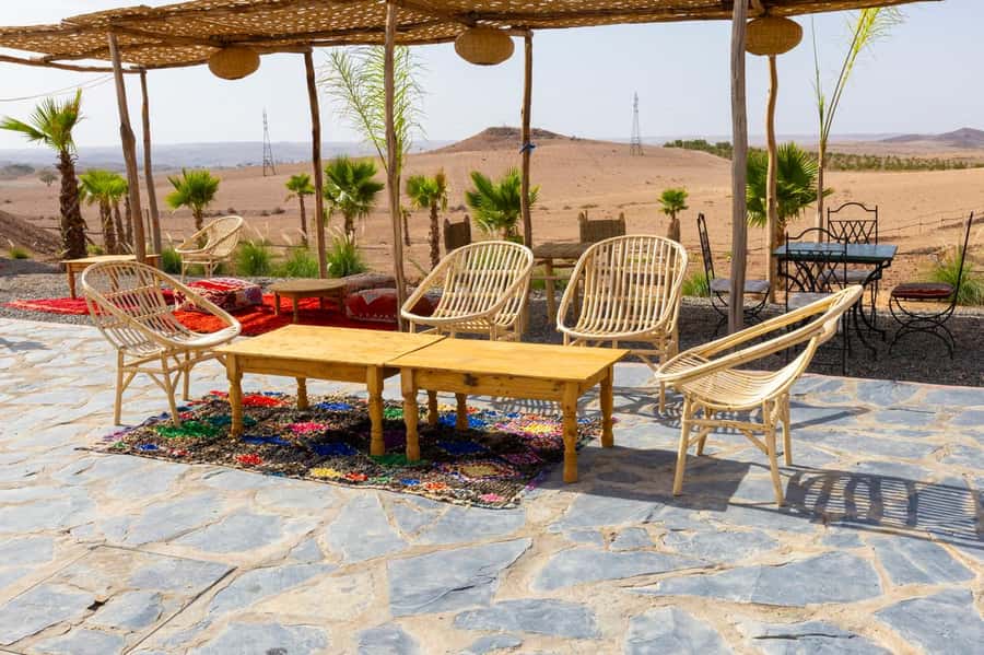 Marrakech: Day Pass in The Desert, swimming pool and lunch - Lunch in the desert camp: what you actually get