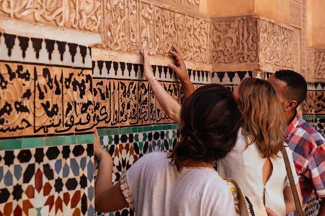 Marrakech day Trip from Casablanca with FREE Camel Ride - Majorelle Garden from the outside: why you might not need to pay in this moment