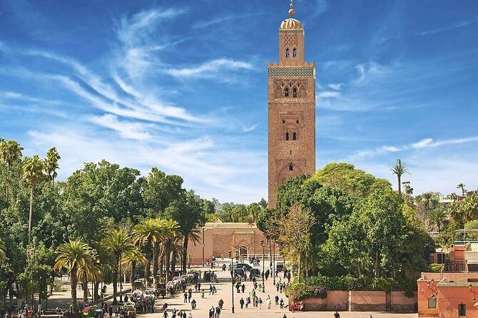 Marrakech Day Trip with Camel Ride from Casablanca - Koutoubia Mosque: learning from the exterior